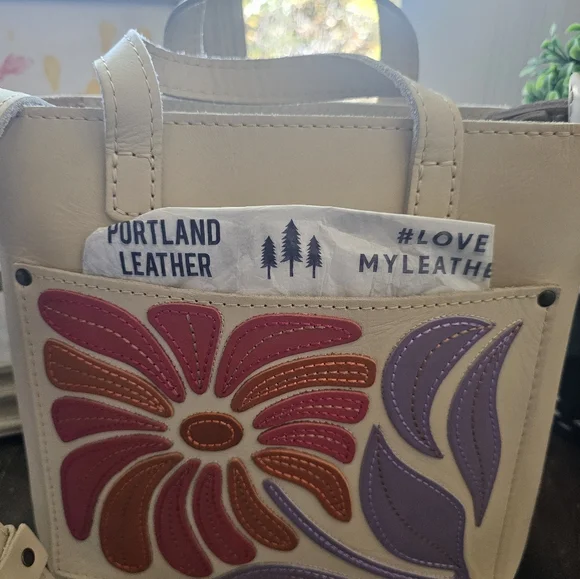 Portland Leather Bone Wildflower Mini Satchel/Crossbody🤎🤍🧡 - Picture 3 of 10